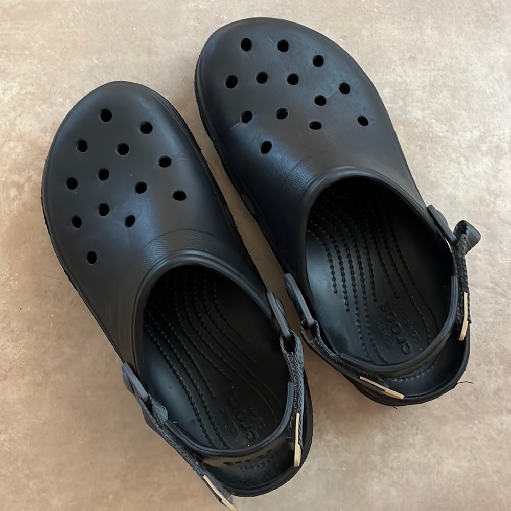 Mens Black Crocs with adjustable strap